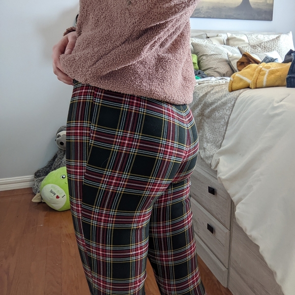 Plaid stretchy pants - Picture 2 of 4